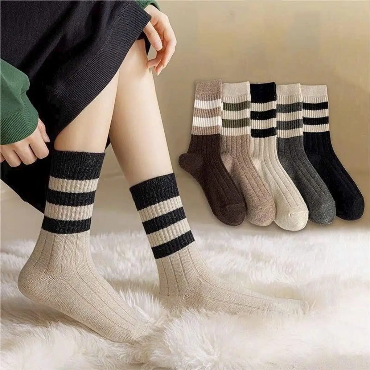 Bộ 10 đôi Tất nữ cổ cao thời trang thu đông hoạ tiết kẻ sọc nhiều màu Women