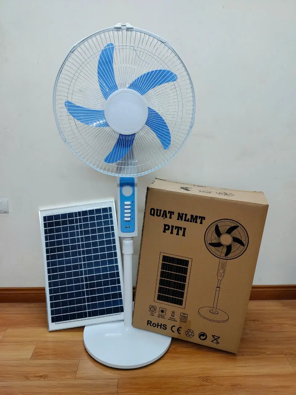 QUẠT SỬ DỤNG NĂNG LƯỢNG MẶT TRỜI MẪU MỚI NHẤT SỬ DỤNG MOTOR 12V QuạT Fan