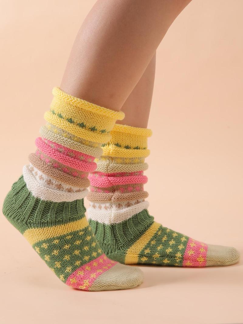 Product Introduction of Women's Colorful Striped Print Mid-calf Socks, Casual Soft Comfy Warm Socks for Fall & Winter, Women's Socks for Daily Wear 3
