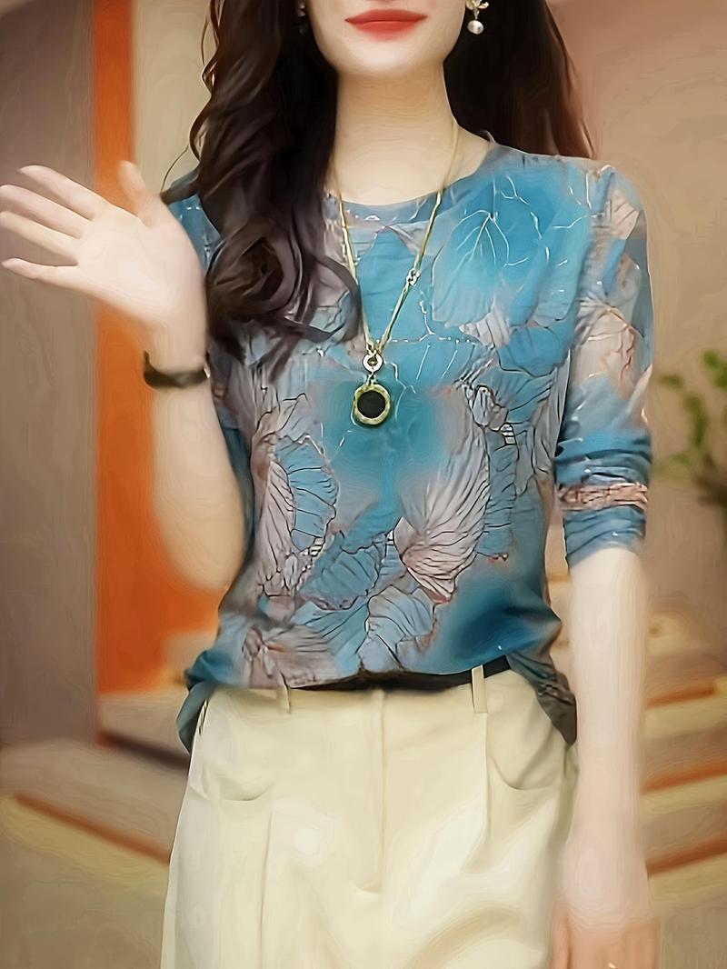 Product Introduction of Women's All Over   Print Round Neck Tee, Elegant Fashion Casual Crew Neck Top for Daily Outdoor Wear, Women Clothing for Spring & Fall 3