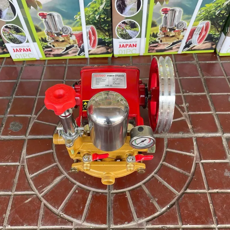 Đầu phun xịt KUMO KM-22 1Hp ti INOX có bầu áp sử dụng lắp máy rửa xe ,phun thuốc… 1