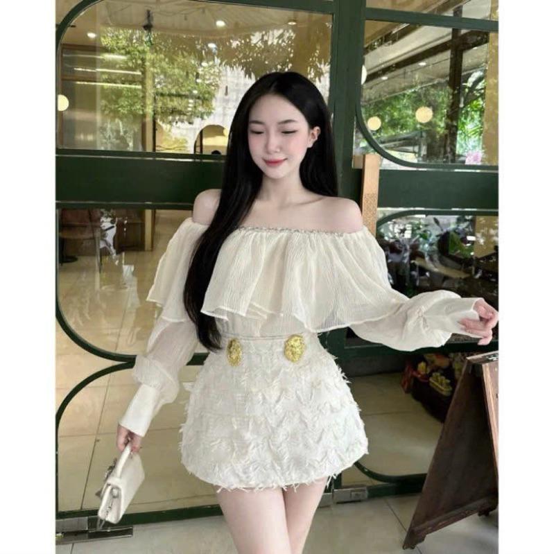 SET ÁO TƠ TRỄ VAI ĐÍNH ĐÁ PHỐI CHÂN VÁY DẠ LÔNG DÁNG A MeiCloset