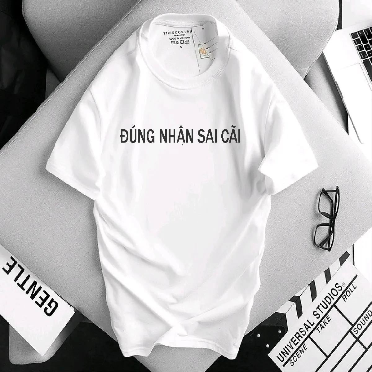 áo cộc in chữ đúng nhận sai cãi