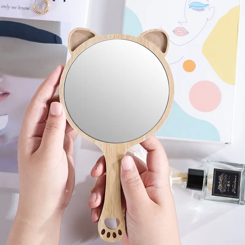 Gương trang điểm cầm tay cán gỗ hình con vật - HDGTD0001 Mirror 1