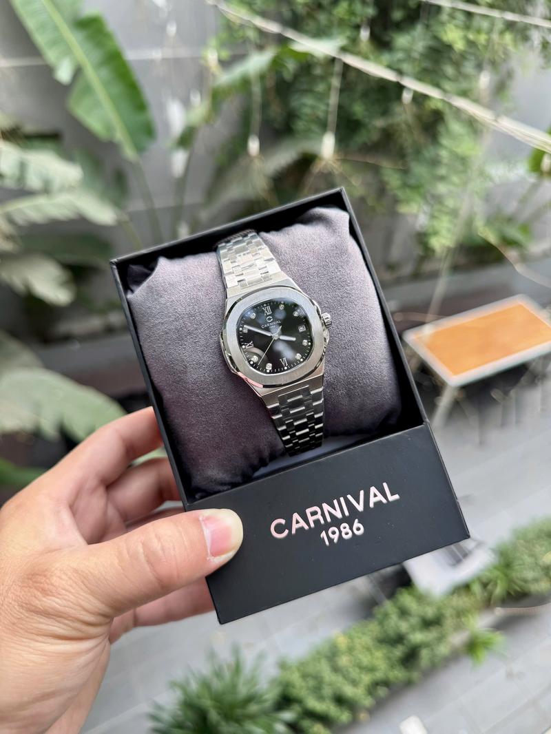 Product Introduction of Đồng Hồ Nữ CARNIVAL 8160L Size 34mm Form Nautilus - Kính Sapphire | Hàng Chính Hãng 4