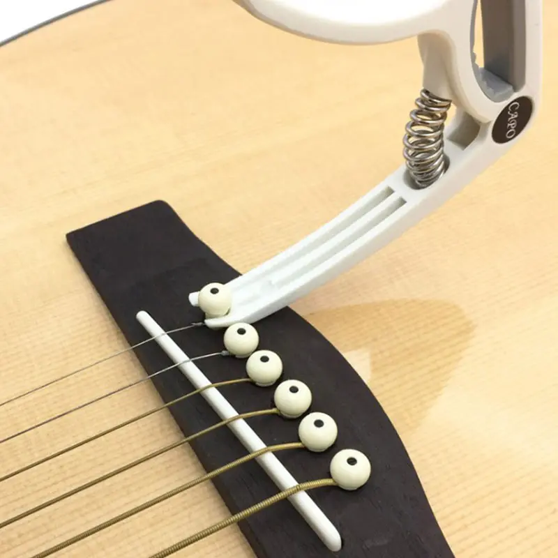 1 Guitar Capo and 5 Guitar Picks for Acoustic Electric Guitarra Accessories