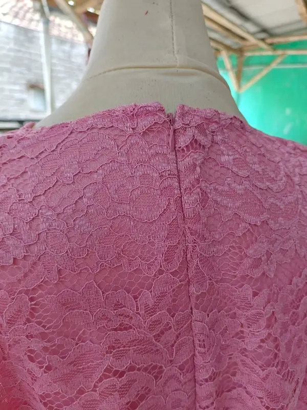 SETELAN KEBAYA GOTIK MUTIARA/KEBAYA BRUKAT WISUDA WANITA / KEBAYA LAMARAN MEWAH /KEBAYA PESTA / KEBAYA BROKAT Bawahan ROK PLISKET BATIK 7