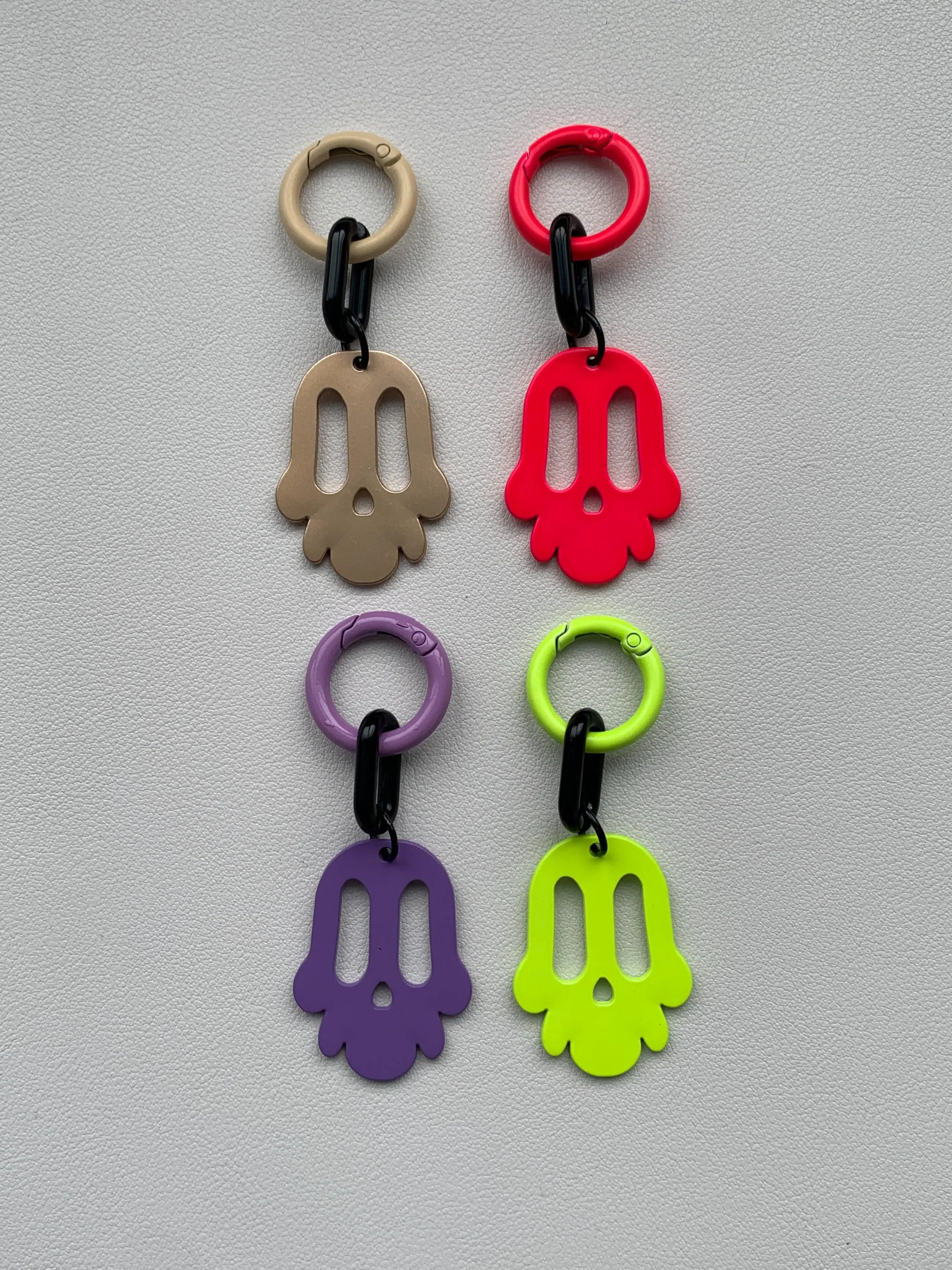 Cute Skull Design Keychain, Colorful Novelty Keychain for Car Keys for Women & Men, Fashion Accessories for Daily Use