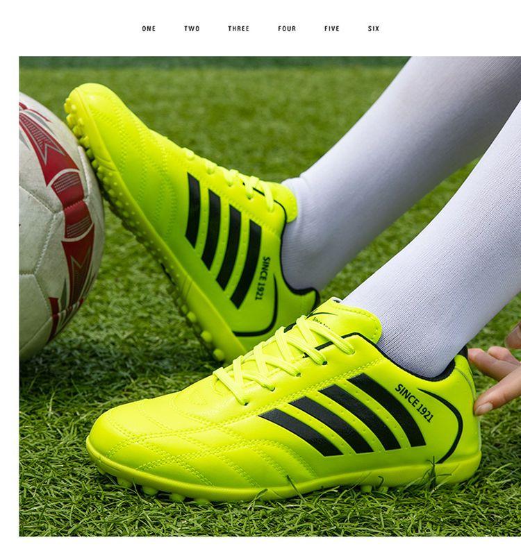 Product Introduction of Double Star Soccer Shoes Competition Special Adult Men Broken Spike Boys Primary School Girls Non-slip Training Professional Shoes Wear-resistant Slipper 34