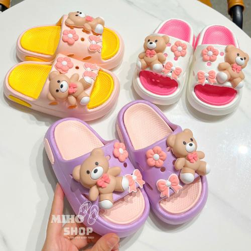  Dép lê siêu nhẹ Gấu nơ hoa bé gái 2 lớp gắn sticker mềm êm nhẹ chân cho bé từ 3 đến 9 tuổi 