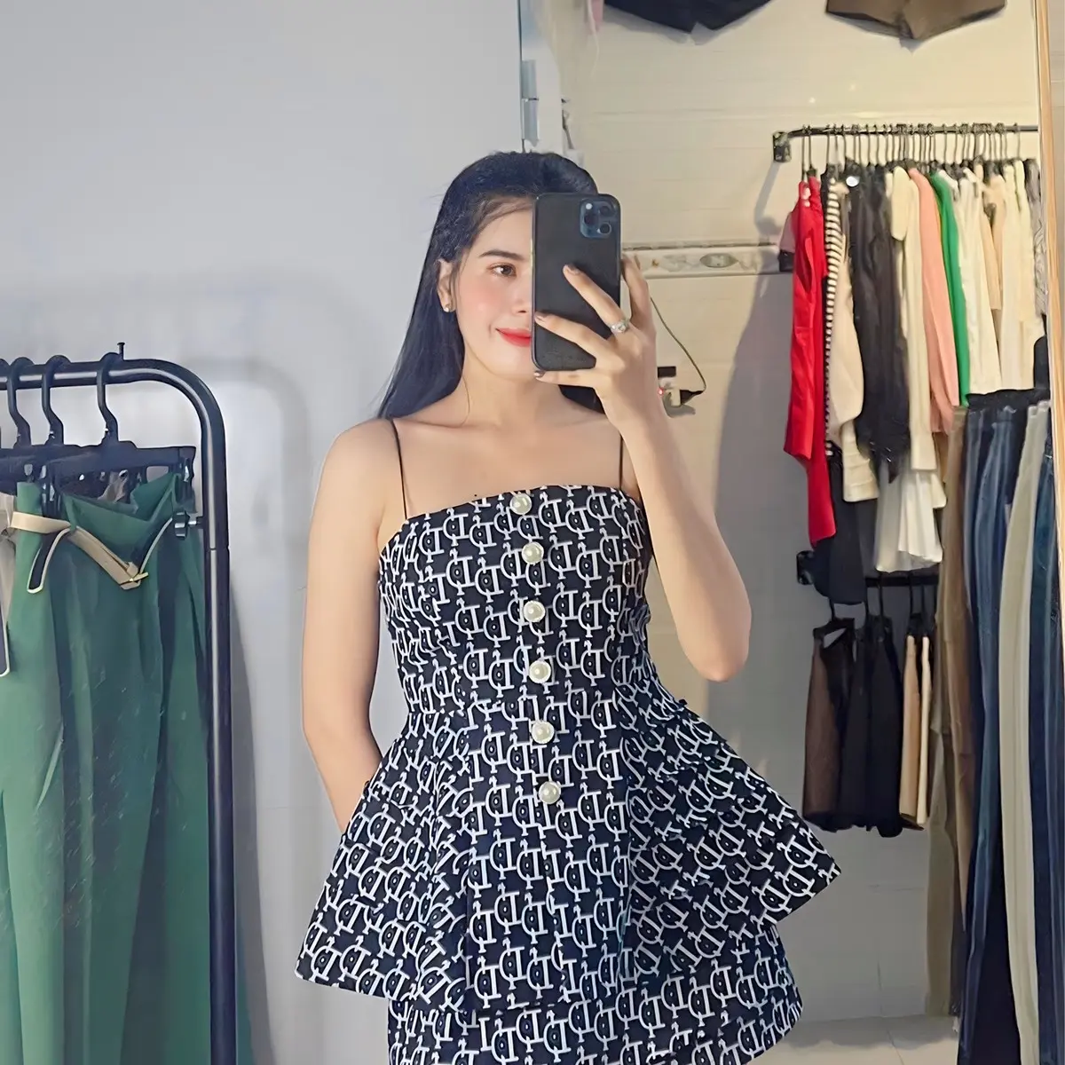 Set áo xoè và quần giả váy