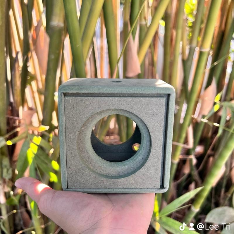 ￼Box loa thô 10x10x7cm khoét lỗ theo yêu cầu LT Sperker 3