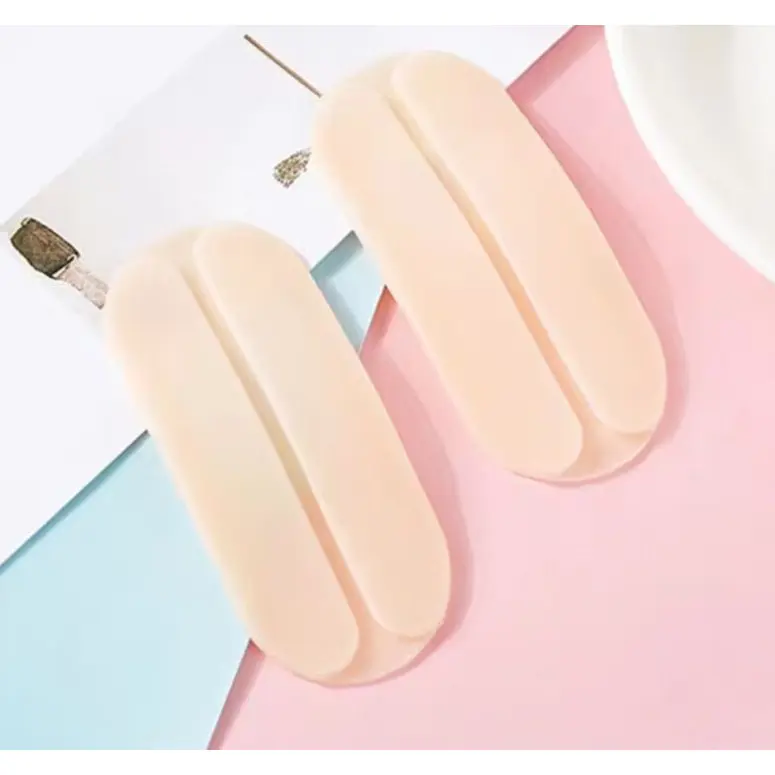 Bra invisible anti-slip fixation to prevent shoulder straps from falling off and traceless artifact shoulder pads Thin silicone pressure-reducing shoulder pads
