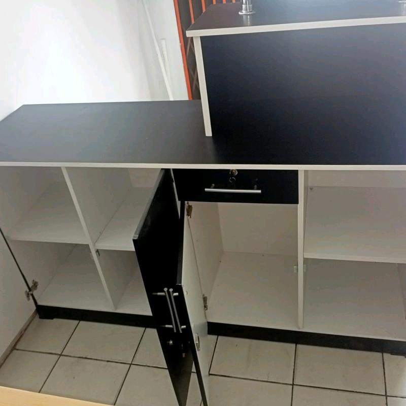 MEJA KASIR /meja laundry / MEJA RESEPSIONIS / MEJA KERJA / MEJA KANTOR / MEJA KASIR TOKO / MEJA RESEPSIONIS MINIMALIS 2