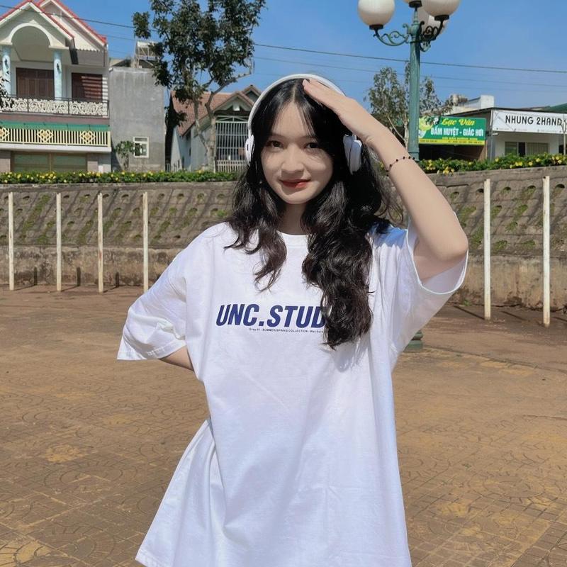 Áo thun tay lỡ form rộng DEUNCOOL Basic Tee Drop 1.0 - Màu Trắng - In UNC.STUDIOS 7