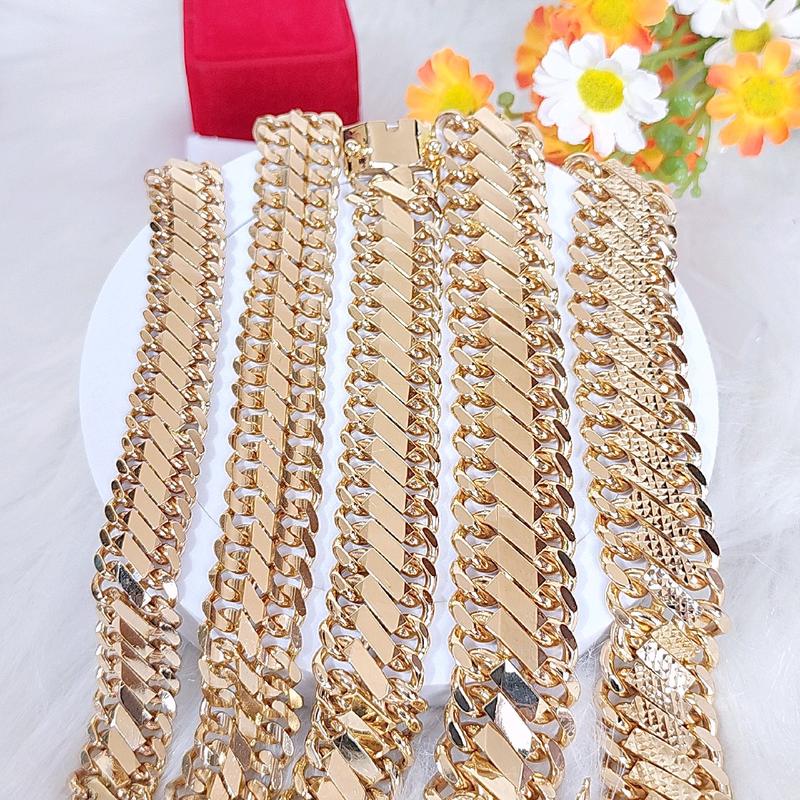 Lắc Tay xe tăng bằng đồng đỏ ( 1L,2L,3L,5L) màu vàng miền tây (750)