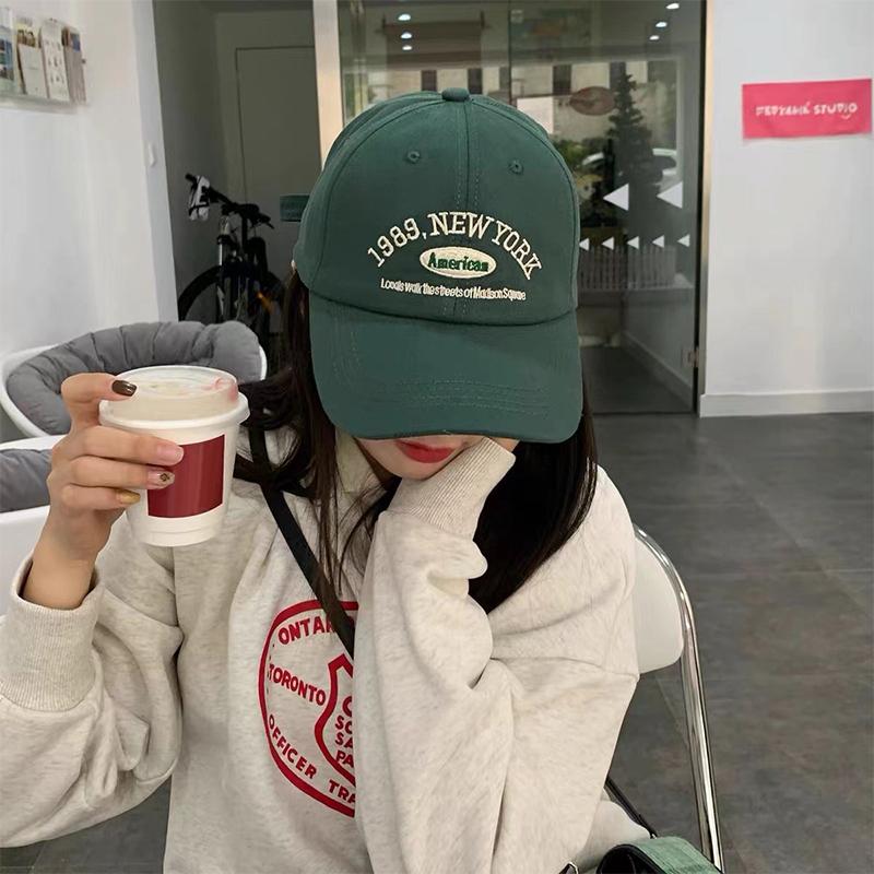 Product Introduction of Men And Woman's Baseball Caps Adjustable Casual Embroidered 1989 New York American Cotton Sun Hats Unisex Solid Color Visor Hats 21