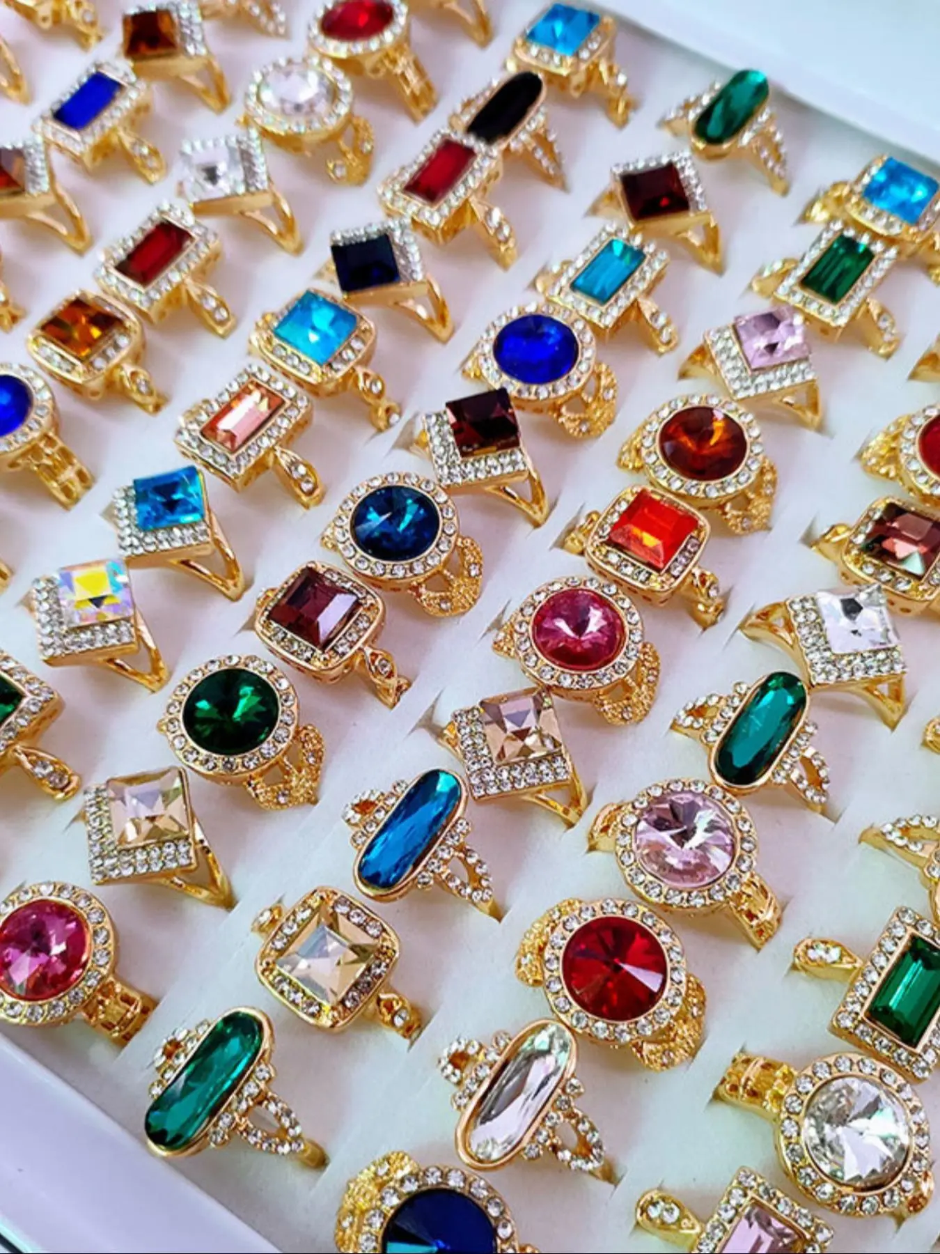 Random Color & Style Rhinestone Decorated Ring Set, Fashion Jewelry for Party, Daily Clothing Decor, Trendy All-match & Exquisite Jewelry for Birthday Gift