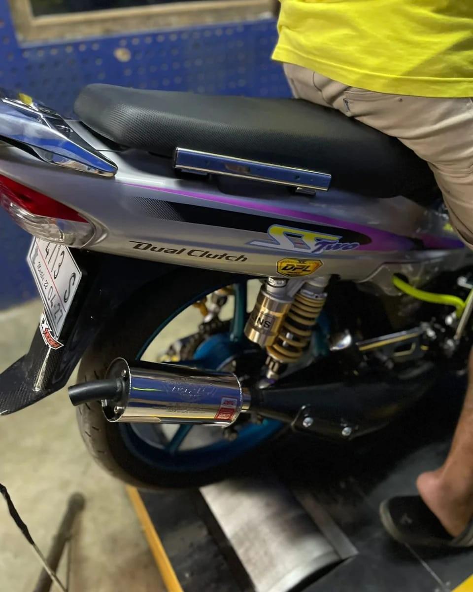 KNALPOT FIZ R FORCE ONE FIZ STANDAR RACING SUARA PREPET ORIGINAL DPL RACING MUFFLER  Mesin Motor Berkualitas Tinggi dengan Suara Mrepet dan Kekuatan 1 Milimeter