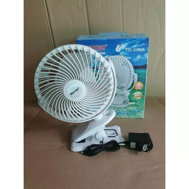 ￼RẺ VÔ ĐỊCH - QUẠT SẠC MICKEY TD-806A 2