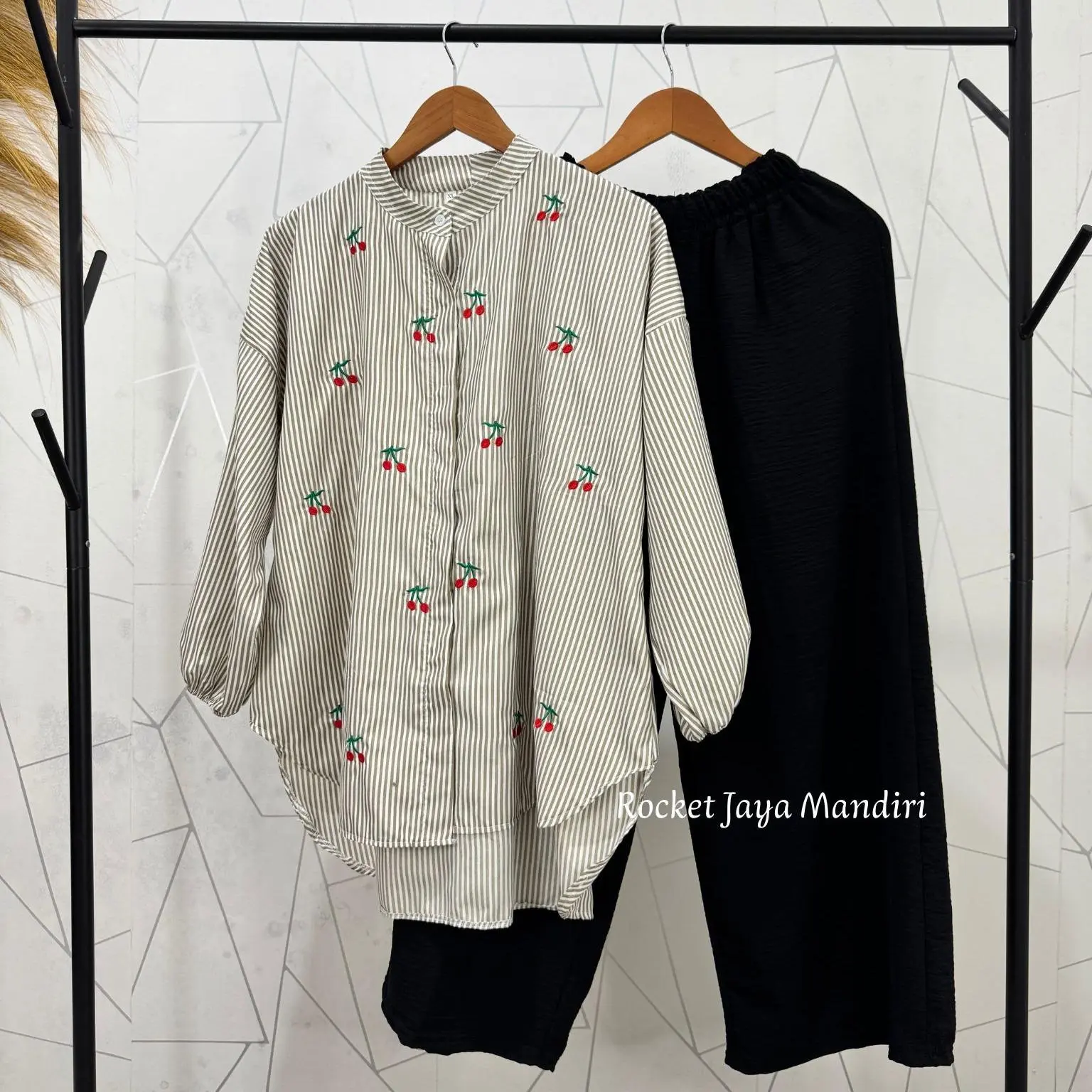 Set Keirra Cream+Klt Hitam