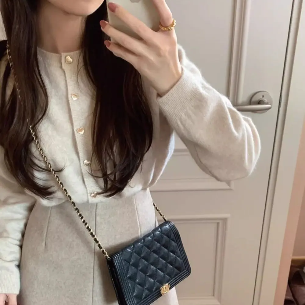 RICH-THEY Áo Len Thời Trang Hàn Quốc Mới Áo Khoác Cardigan Dệt Kim Cổ Tròn Nữ Dáng Rộng | BigBuy360 - bigbuy360.vn RICH-THEY Áo Len Thời Trang Hàn Quốc Mới Áo Khoác Cardigan Dệt Kim Cổ Tròn Nữ Dáng Rộng | BigBuy360 - bigbuy360.vn