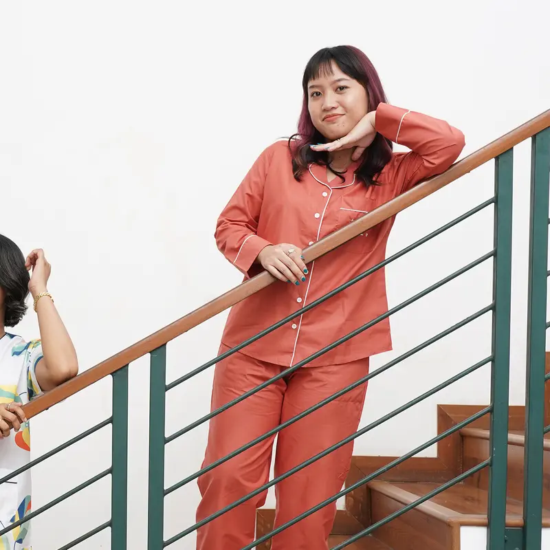 [BEST SELLER] Nyonya Piyama Katun Set Piyama Lengan Panjang (Classic Signature) Baju Celana Nyaman  Setelan Dewasa Tidur Wanita Kombinasi  Pendek Atasan Polos Katun 1