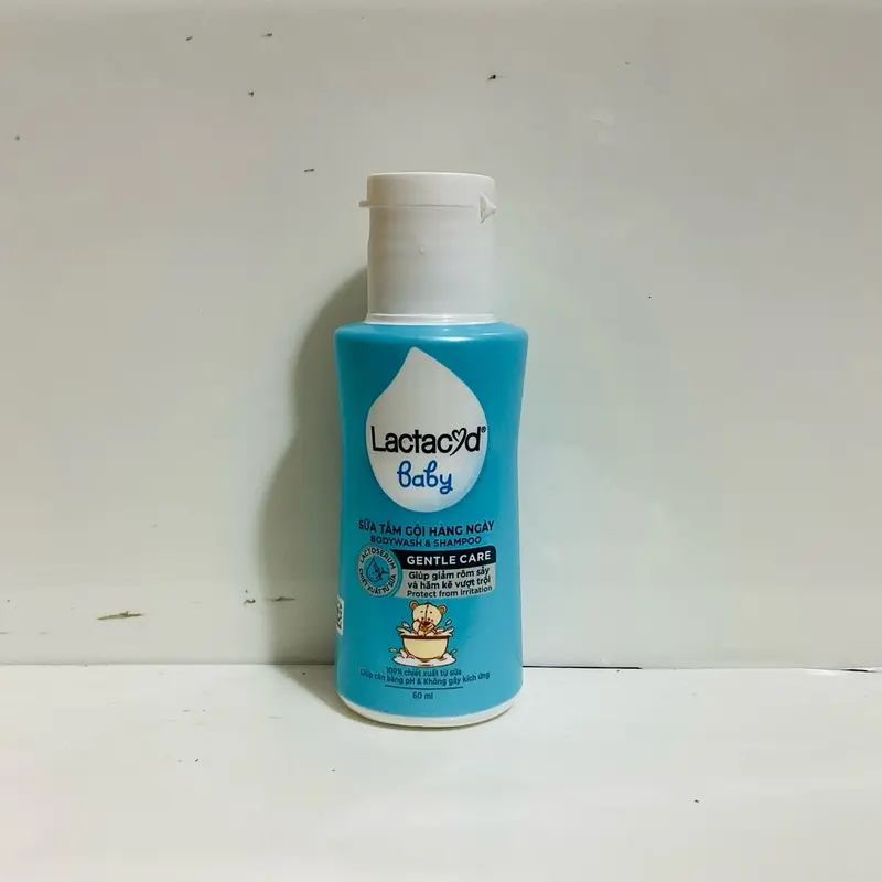 Lactacyd DDVSPN Và Tắm Gội Cho Trẻ -chai 60ml- Baby Body & Hair Wash Extra Milky 4