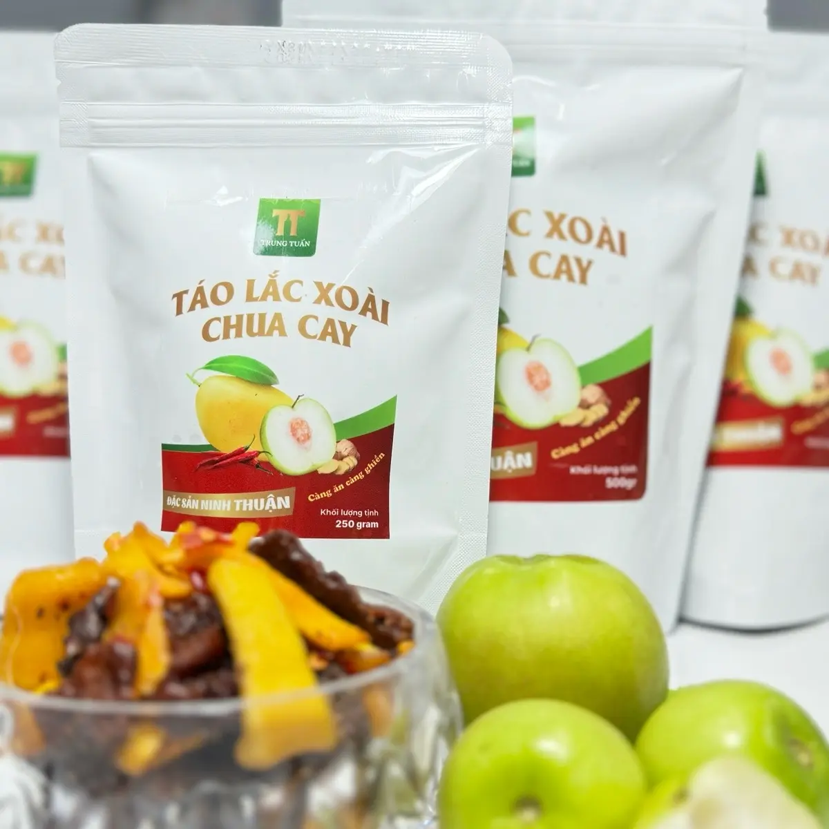 250g - Táo lắc xoài xí muội chua cay - Trung Tuấn
