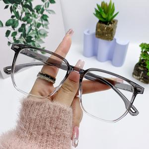 แว่นตาป้องกันแสงสีฟ้า, ใหม่, แว่นตาที่ไม่ใช่ใบสั่งแพทย์, ดีไซน์อินเทรนด์, กรอบสี่เหลี่ยม, เหมาะสำหรับสายตาสั้น, หน้าใหญ่และใบหน้าเรียว, กรอบแว่นตาผู้หญิง