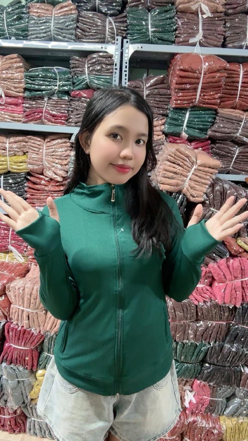 Product Introduction of (CỔ TRỤ )Áo khoác thun tăm CỔ TRỤ ôm gọn 4 túi 5