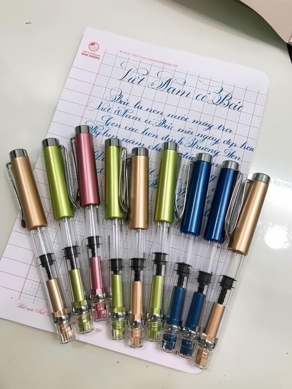 COM BO 2 Bút Máy Kim Tinh Lá Tre T009 Viết Nét Thanh Đậm, Chữ Sáng Tạo