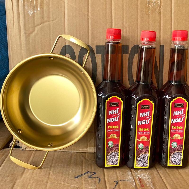 Combo 3 chai nước mắm nhĩ ngư 750ml tặng 1 chảo chống dính size 20cm