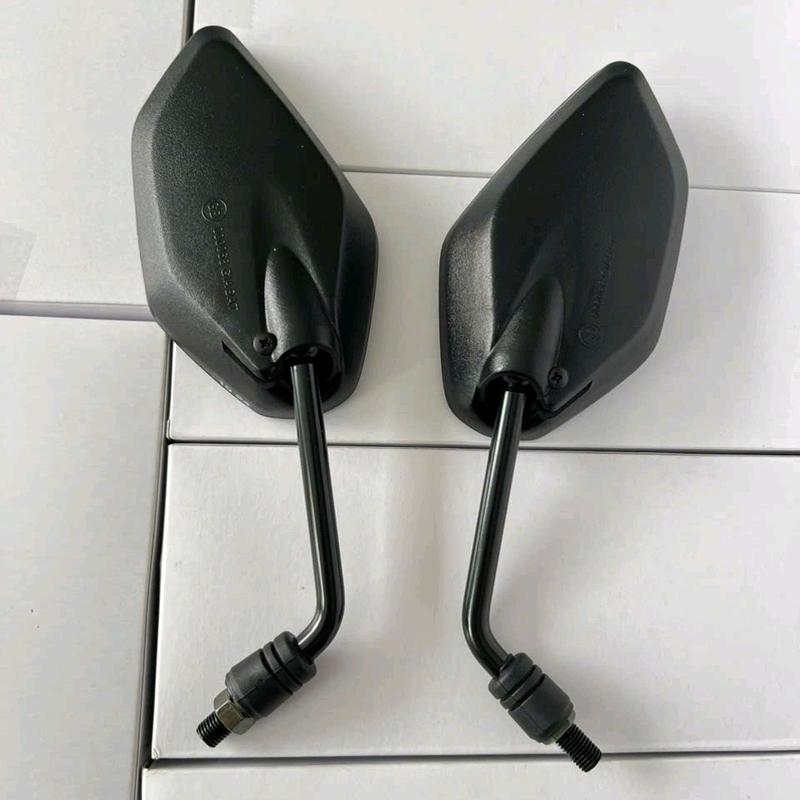 Gương Chiếu Hậu, Kính Chiếu Hậu gắn xe EXCITER và các dòng xe hãng YAMAHA. Chất liệu Tốt. Phụ kiện Phụ Tùng.