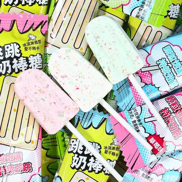 Creative Ice Cream Snack Candy Snacks Milk Flavor Lollipop Wholesale