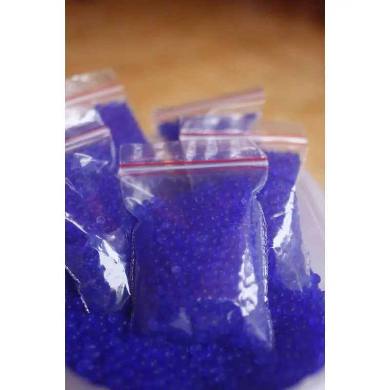 Silica Gel Blue / Silica Gel Biru / Silica Gel Untuk Tas, Topi, Dompet, Helm / Silika Gel Blue / Silika Gel Biru / Pengering Pakaian / Pengering Sepatu, Dompet, Tas Helm / Pengering Sepatu / Menyerap Kelembaban Di Sepatu 1