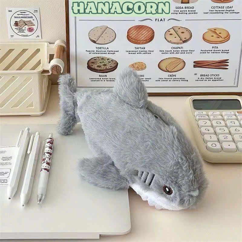Túi bút, hộp bút lông hình thú CÁ MẬP XÁM Cute Form nhỏ (HANACORN) - Ví bút Cá mập hoạt hình dễ thương, làm quà tặng