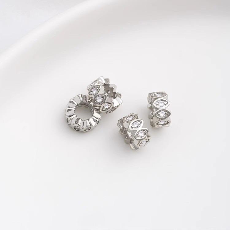 Product Introduction of Phụ Kiện Trang Sức Chuỗi Thủ Công Hạt Specar Cỏ Ba Lá Trái Tim Zircon Bạch Kim Mạ Đồng, Hạt Specar Lỗ Lớn 20