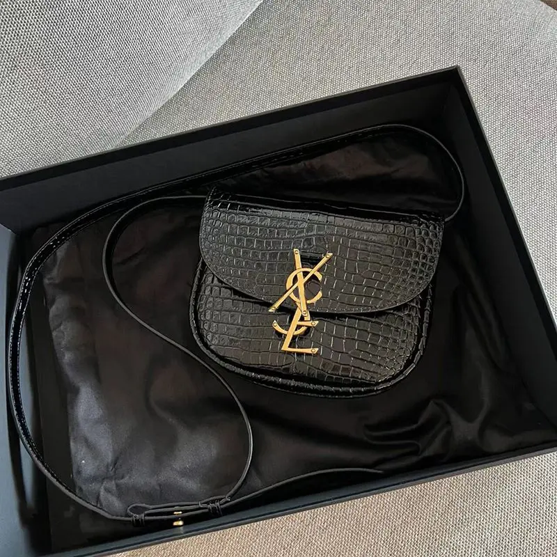 2023 New Semicircle Bag Saddle Bag Crossbody Leather Women's Bag Star Same Style All-Matching Fashion High Sense Small Square Bag