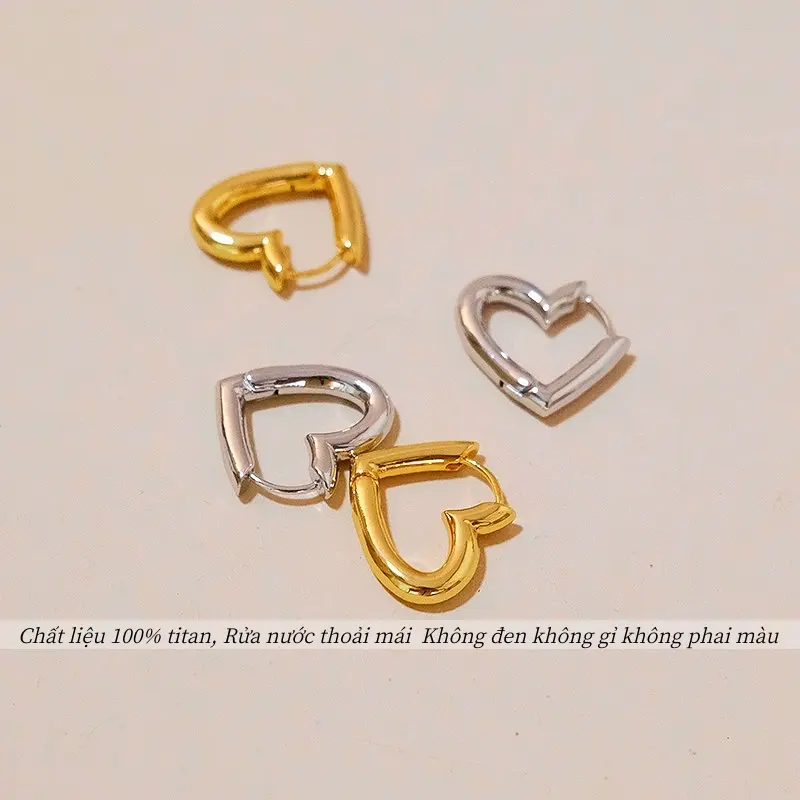 bông tai tim bấm chất liệu titan 18k, không đen, hoen gỉ, không dị ứng da, tiếp xúc nước thoải mái dành cho nữ giới. Trang sức 3