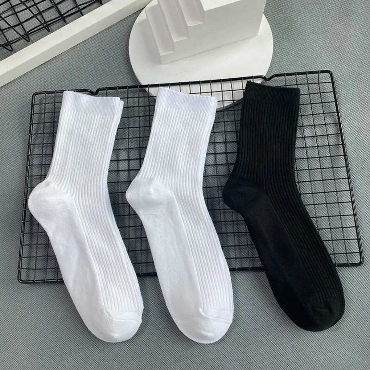 Tất Cổ Trung DATINNOS Chất Liệu Cotton Cao Cấp Thoáng Khí Dành Cho Nam Và Nữ Menswear