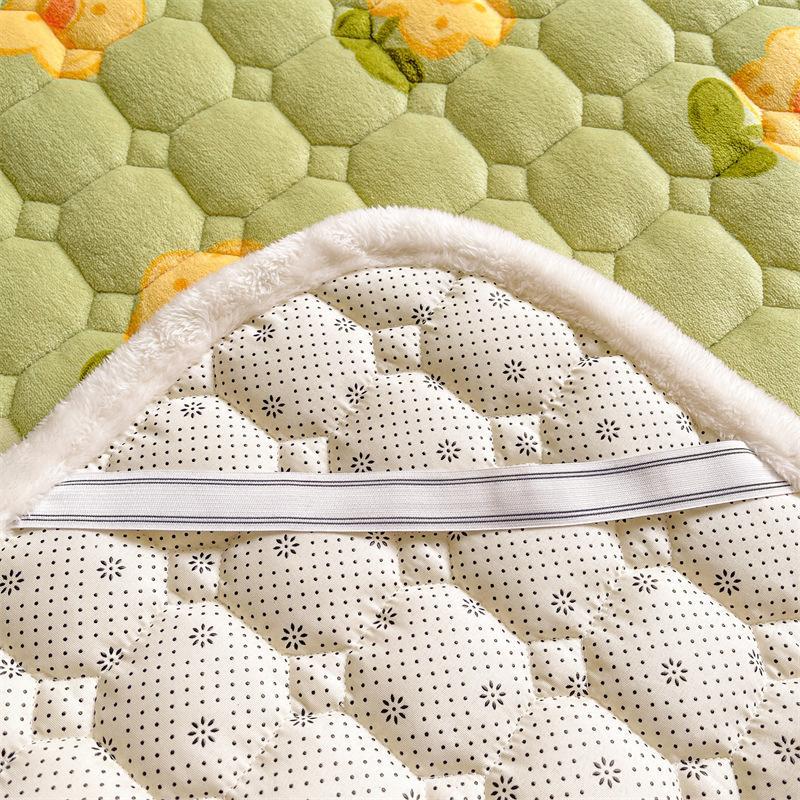 Product Introduction of Floral Pattern Bed Protector, 1 Count Thickened Mattress, Soft Comfortable Bed Mattress, Bedding Supplies for Home, Bedroom, Guest Room 3