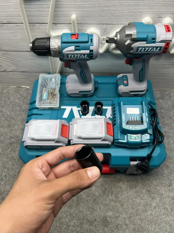 Bộ combo máy siết bulong TIWLI2040 & máy khoan vặn vít TDLI204531 Không Chổi Than dùng pin 20V (TCKLI20271) 2