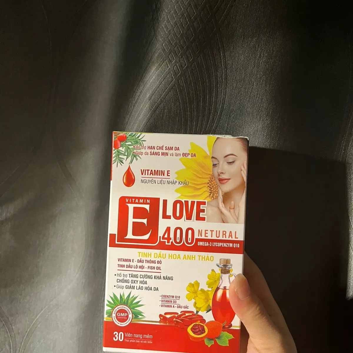 Vitamin e đỏ 400 hỗ trợ giảm lão hoá , đẹp da , tăng cường khả năng chống oxy hoá