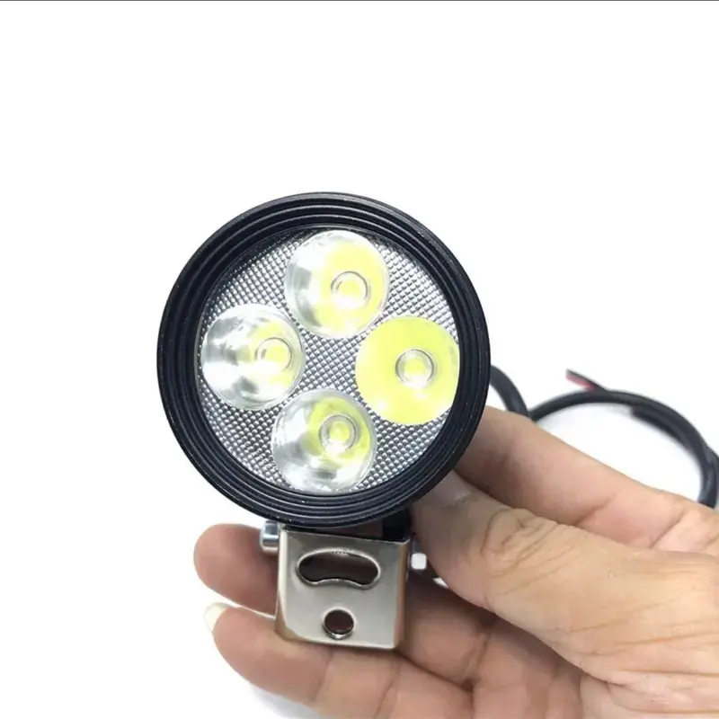 ĐÈN TRỢ SÁNG L4 NGẮN 20W 3 CHẾ ĐỘ CÓ CÔNG TẮC GẮN CHO CÁC DÒNG XE MÁY Kem 1