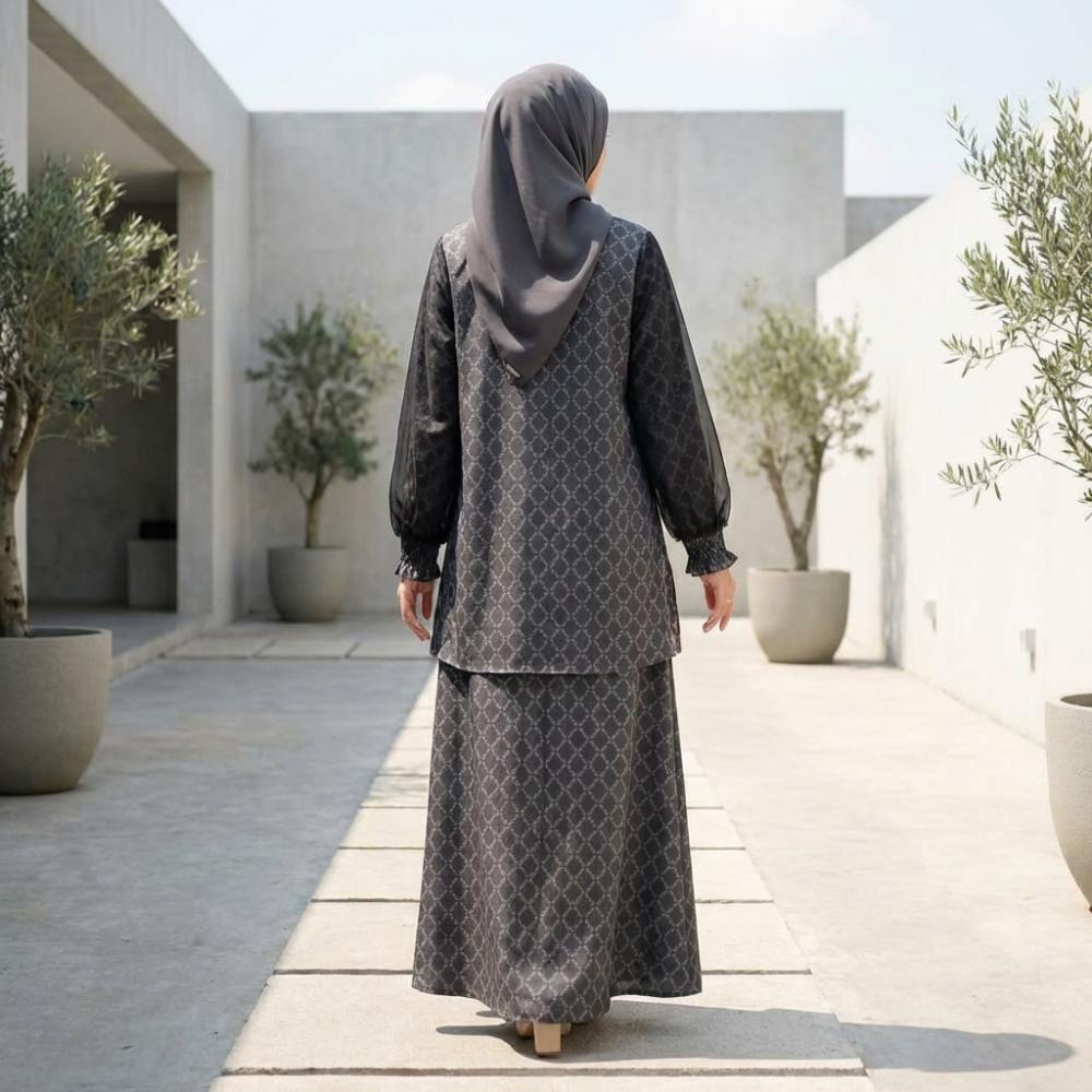 CHICMORE Setelan dua potong atasan dan rok bawah gaya baru dengan motif cetak