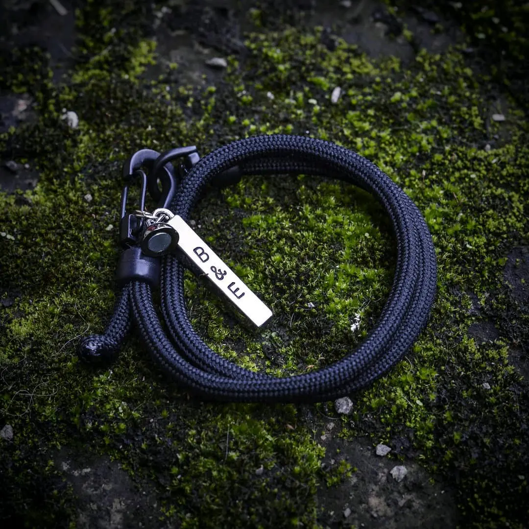 Gelang Couple Magnet - Costum Nama & Warna Tali. Panjang Adjustable !  Request hingga 7 Karakter Inisial. Bracelet Tali Perempuan Laki-laki Ulang tahun Sukses Ulang tahun Harian