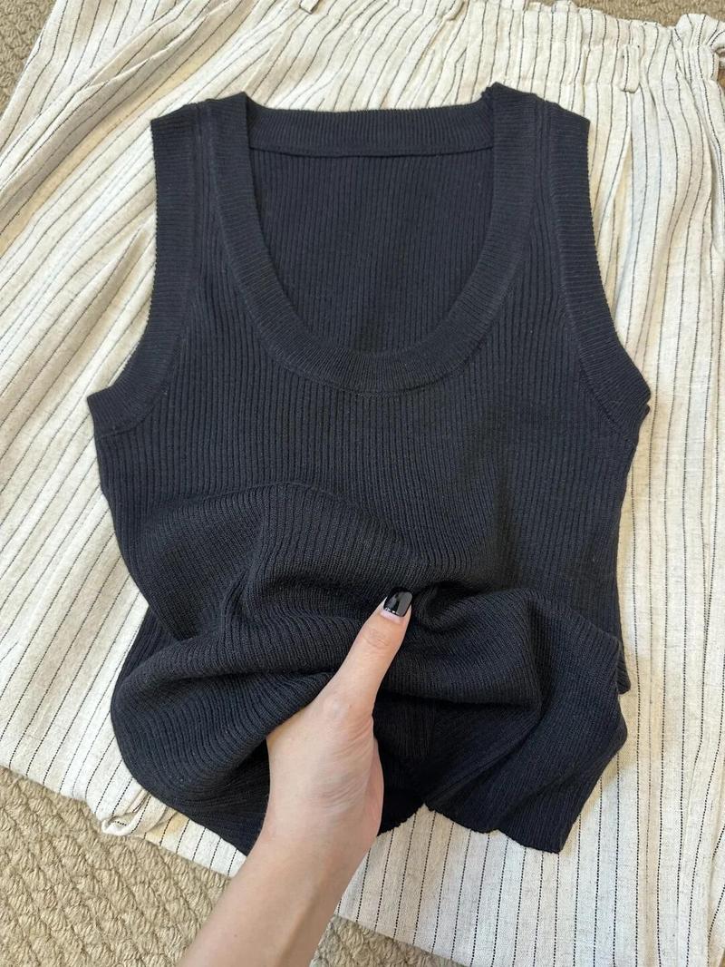 Product Introduction of Áo Vest Dệt Kim Cổ Chữ U Mỏng Bằng Lụa Lạnh Màu Vàng Nhạt, Trắng Và Phong Cách Phương Tây, Dành Cho Nữ, Thích Hợp Mặc Mùa Hè Năm 2024, Có Thể Mặc Kèm Áo Yếm Hàng Mới Về Top Kem Women 10