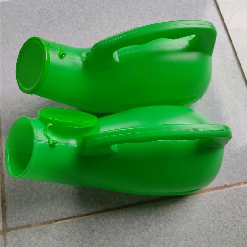 Bô tiểu đi vệ sinh cho nam giới bằng nhựa cao cấp việt nam Cho Bé