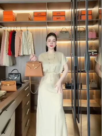 B28 Set áo cánh dơi kết hợp chân váy đuôi cá với chất lụa cao cấp sang trọng thanh lịch quý phái. 0